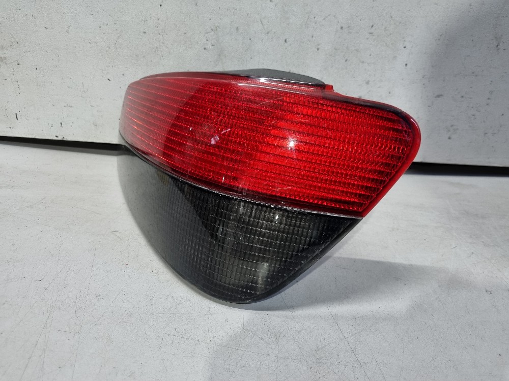 Lanterna Direita Peugeot 306 1996/1999 Recuperada Original. Direito/passageiro 2
