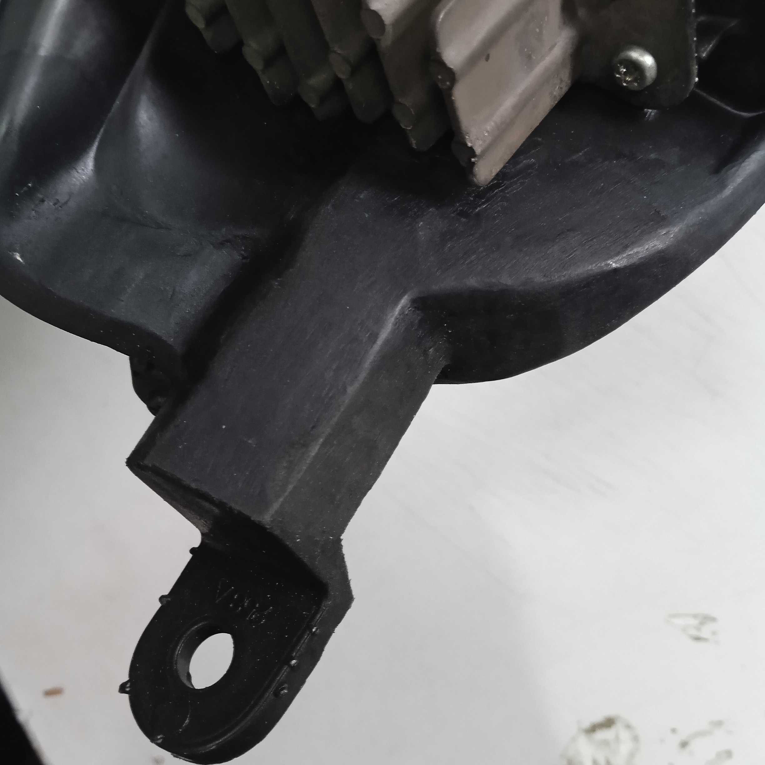 Farol Lado Direito Corolla Cross Ano 2022/2024 Recuperado 9