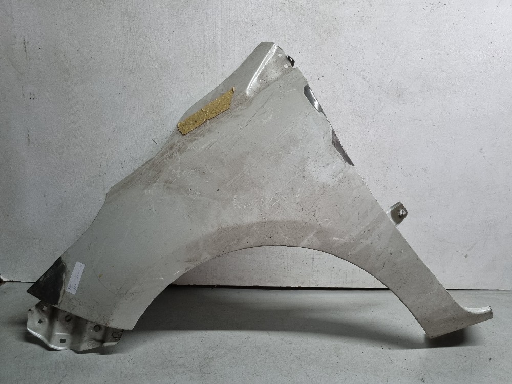 Paralama Lado Esquerdo Toyota Yaris 2018/2024 1