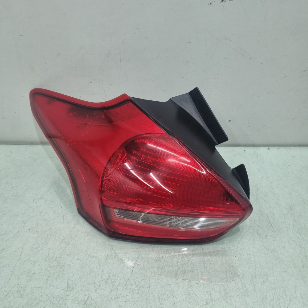 Lanterna Esquerda Fors Focus Hatch 2016/2020