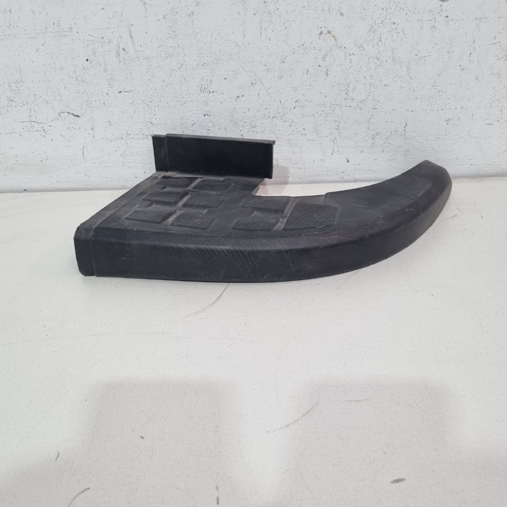 Moldura Lateral Da Ponteira Pisante Chevrolet S-10 2012/2017 4