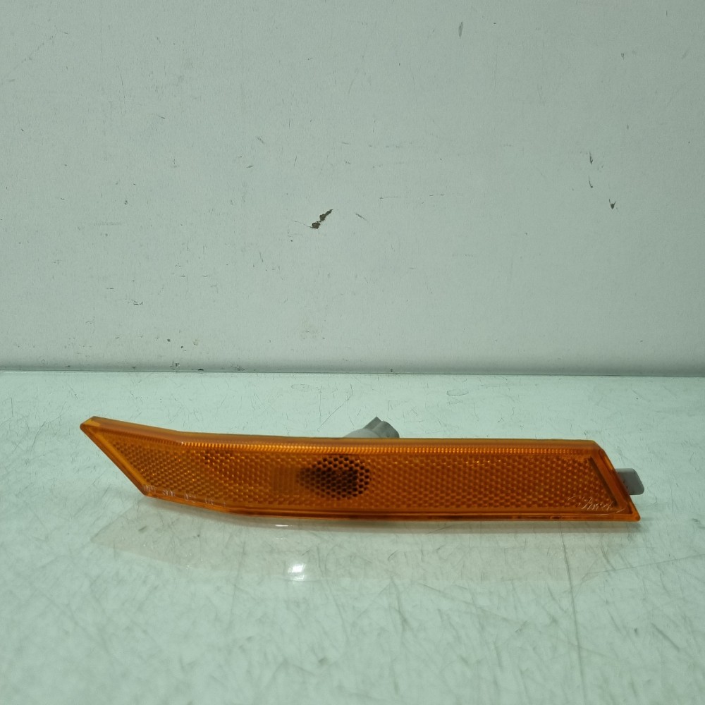 Pisca Lateral Lado Direito Ford Fusion Modelos 2009/2012 Direito