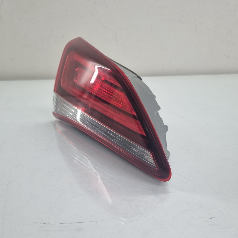 Lanterna Esquerda Da Tampa Hyundai Hb20/hatch 2016/2019 Esquerdo/motorista 8