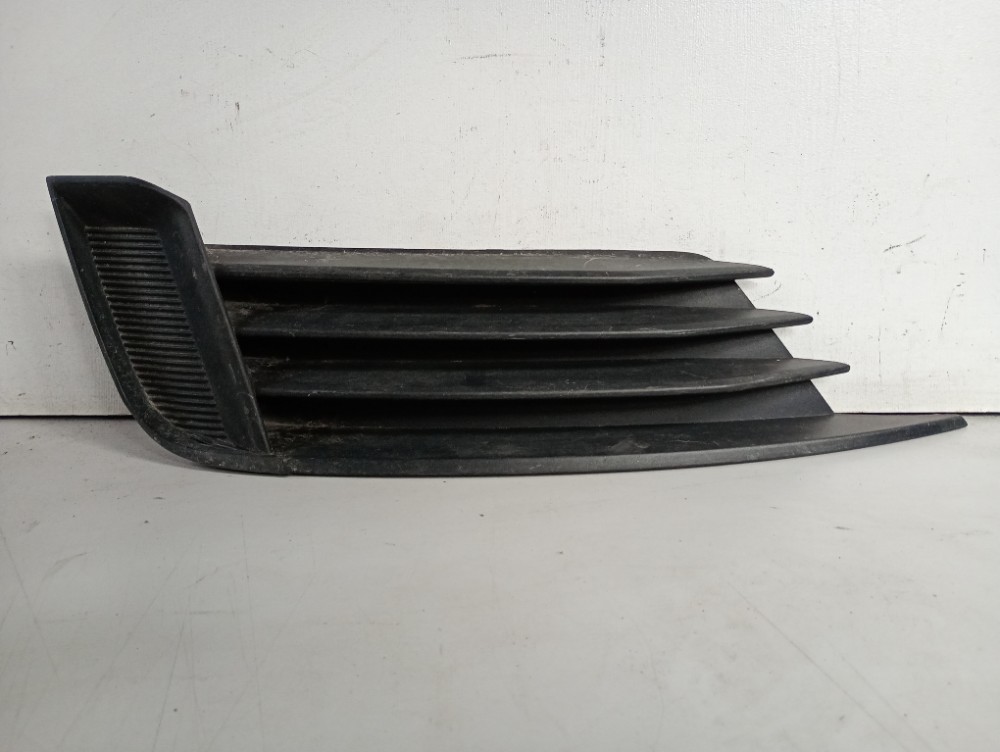 Moldura Esquerda Audi A3 Sedan 2013/2016 Original Recuperado 3