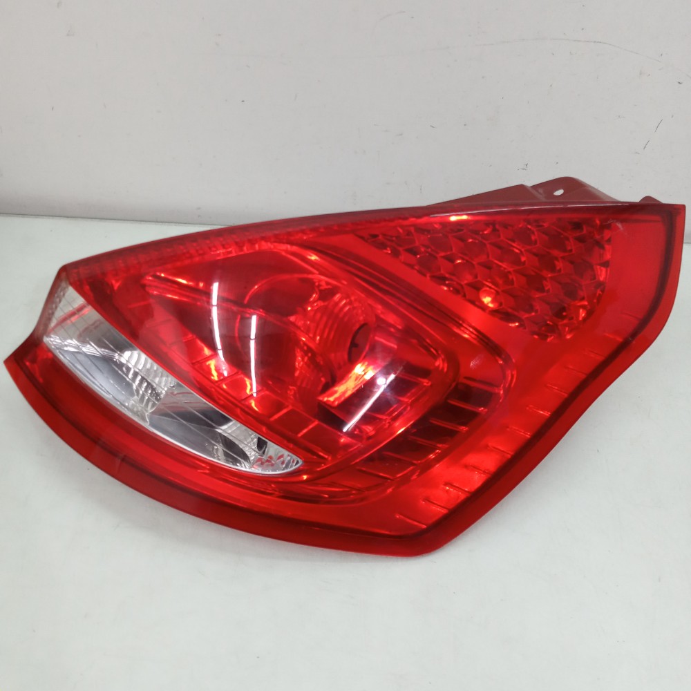 Lanterna Direita Ford New  Fiesta Hatch 2010 / 2012 1