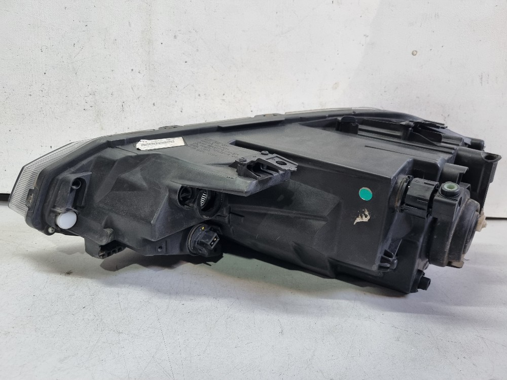 Farol Direito Do Volkswagen Polo Track 2023/2025 Recuperado. Direito/passageiro 4