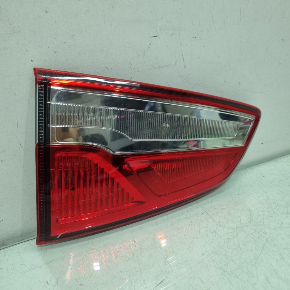 Lanterna Esquerda Tampa Traseira Ford EcoSport 2013/19 Usada