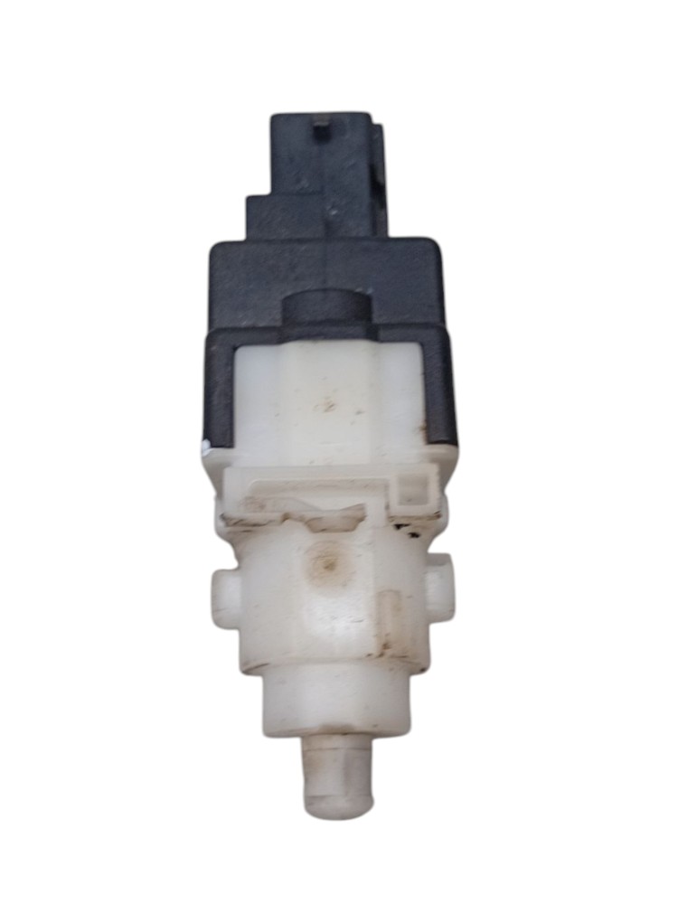 Interruptor sensor pedal freio original fiat palio uno punto 5