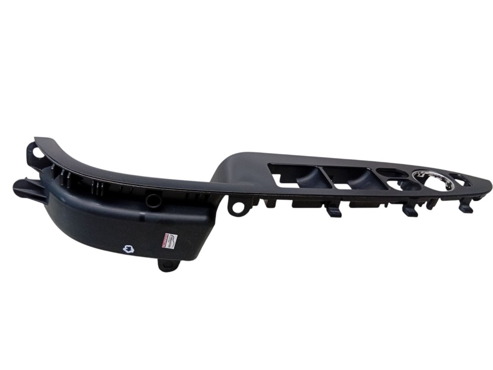 Moldura Comando Botão Vidro C Detalhe Hyundai I30 935722l000 3