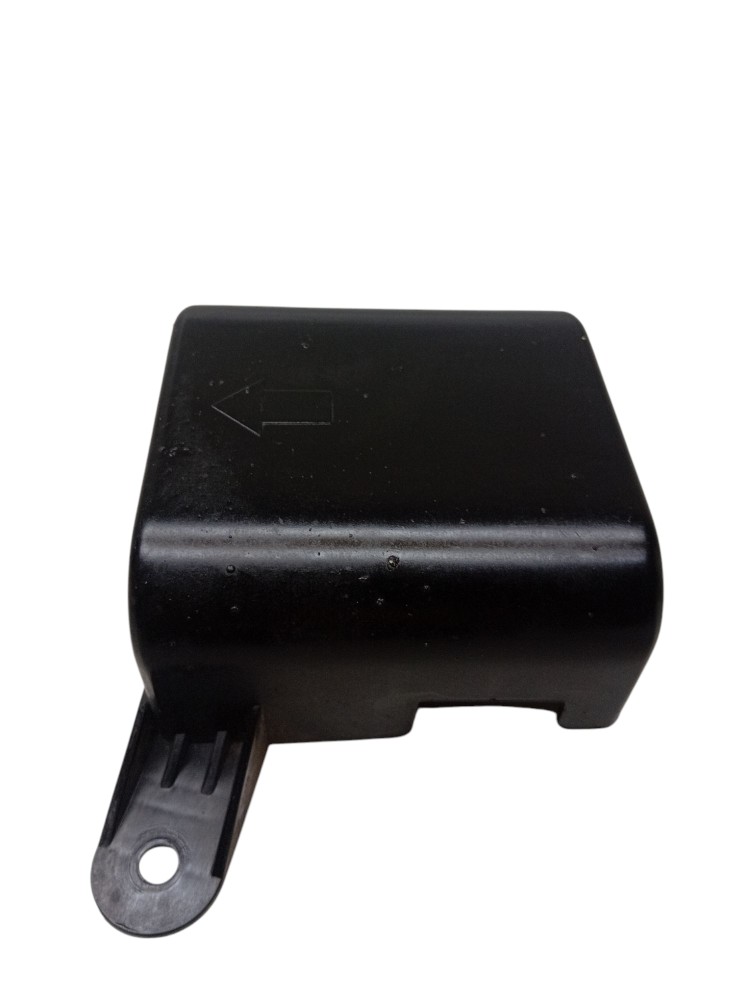 Tampa Chicote A B S Traseiro Direito Gm Onix 2013 A 2019 4