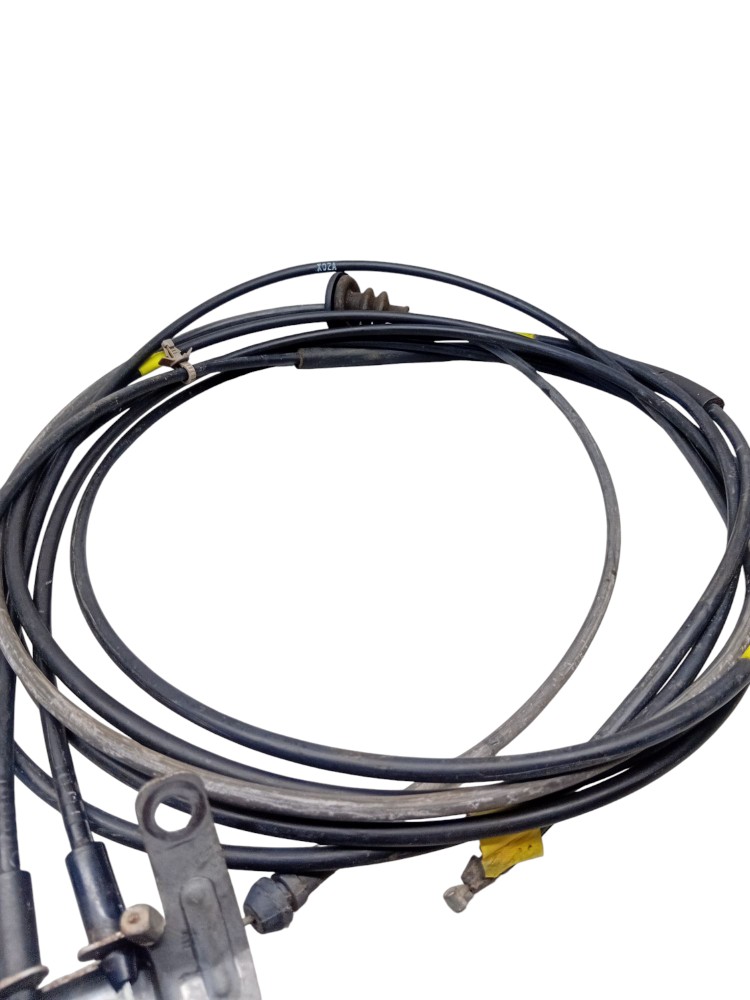 Puxador Alavanca Abertura Capô Tanque Nissan Versa 097nn7808 10
