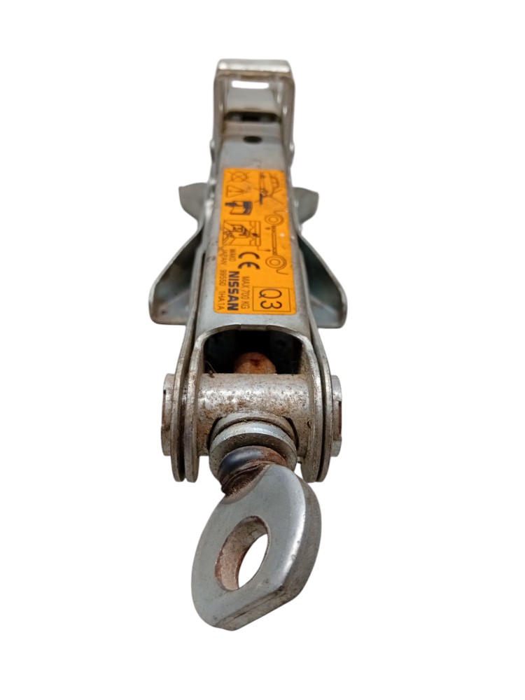 Macaco 700 KG original Nissan March 4