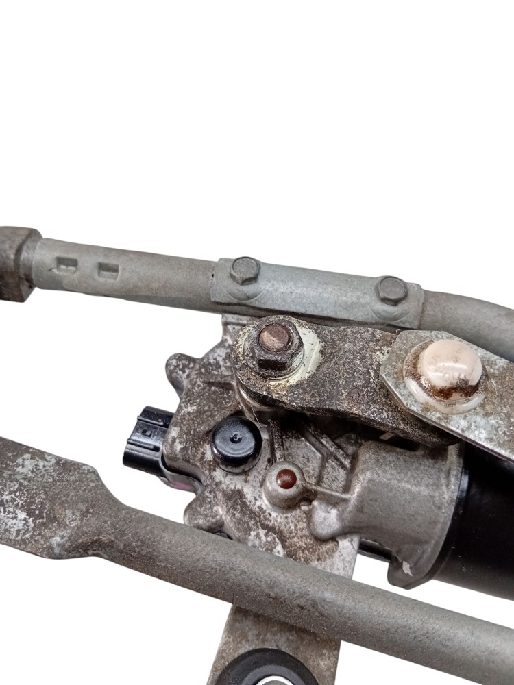 Maquina Motor Limpador Para Brisa Nissan March 2012 A 2017 6