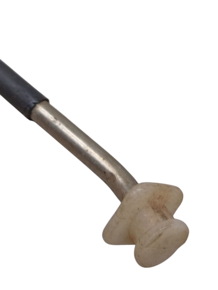 Vareta Capô Original Fiat Mobi 3