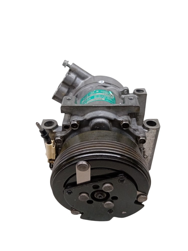 Compressor Ar Condicionado Renault Clio Peugeot 206 1.0 16v 2
