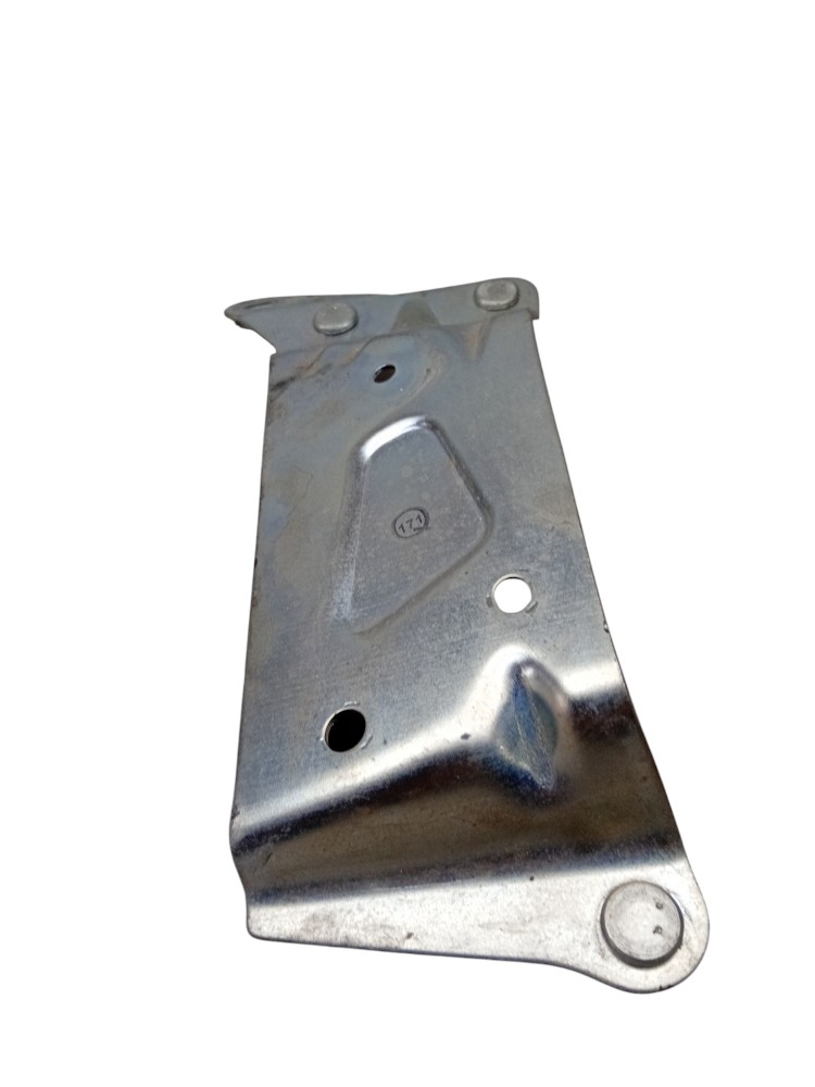Suporte Módulo Injeção Original Nissan March 1.6 16v 2