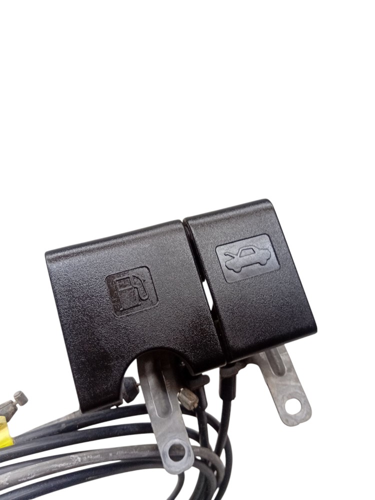 Puxador Alavanca Abertura Capô Tanque Nissan Versa 097nn7808 18