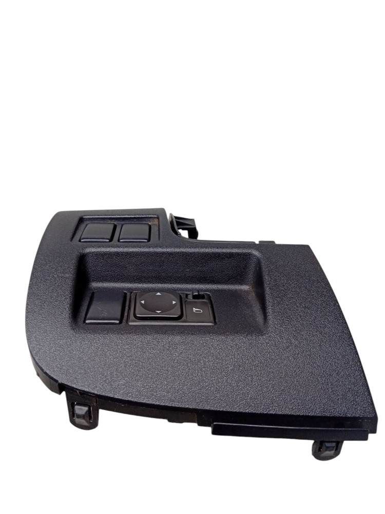 Moldura Botão Retrovisor Nissan March Versa 684851hk1a 4