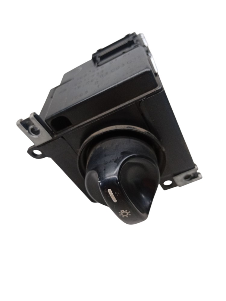 Chave Farol Com Moldura Mercedes Classe A 160 1685450104 6