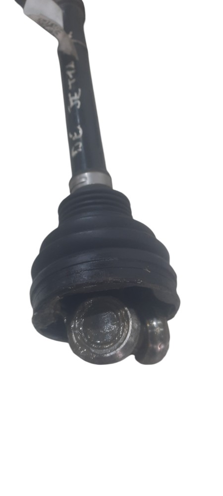 Semi Eixo Dianteiro Esquerdo Volkswagen Jetta 2011 2012 A 18