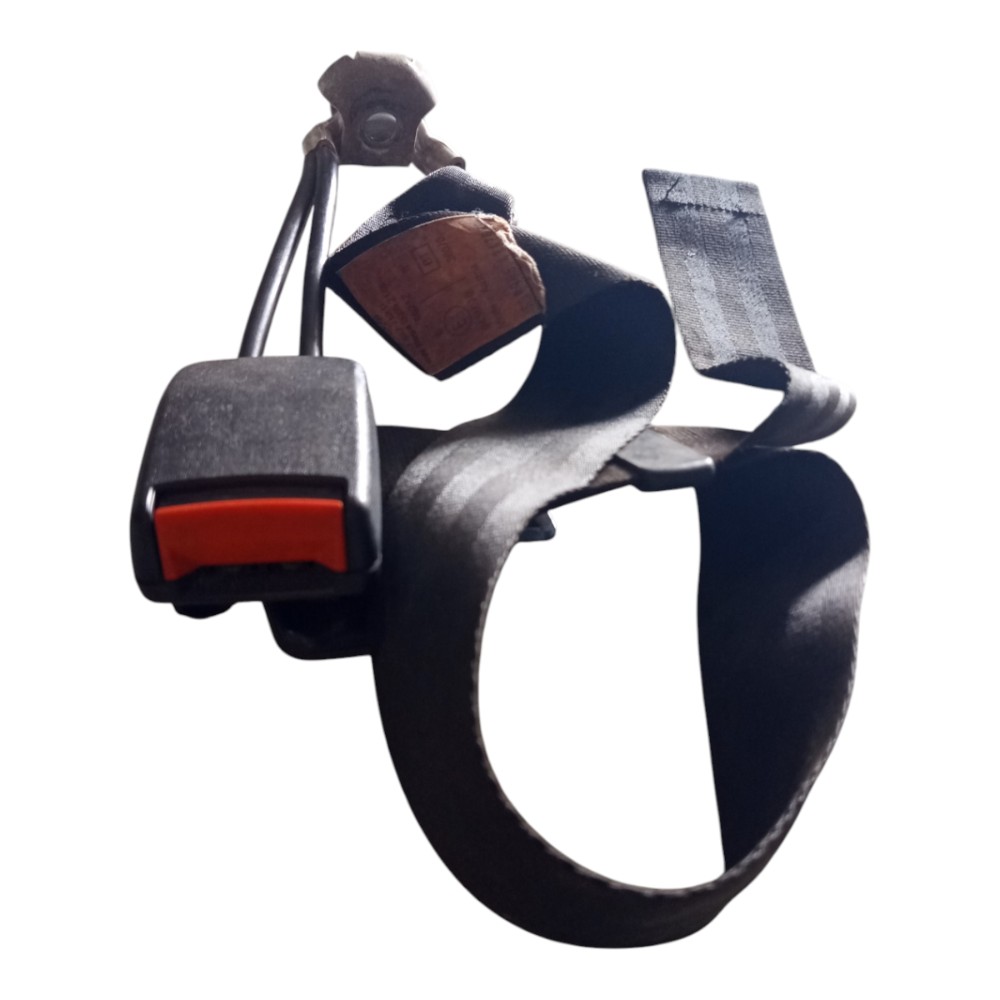 Engate   cinto segurança traseiro VW Passat 1993 1994 a 1996