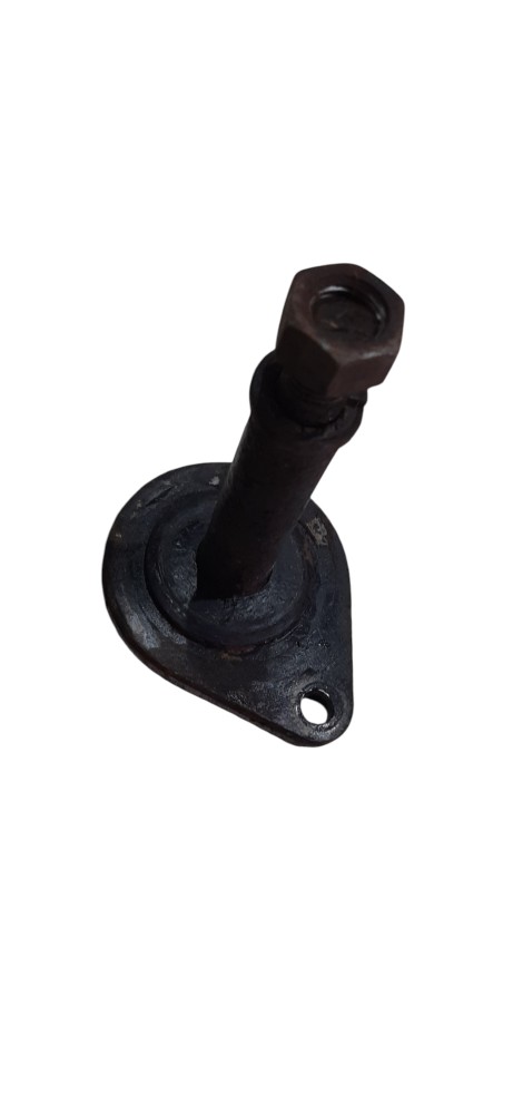 Parafuso regulagem eixo traseiro Kia Besta 2.2  Diesel 1997