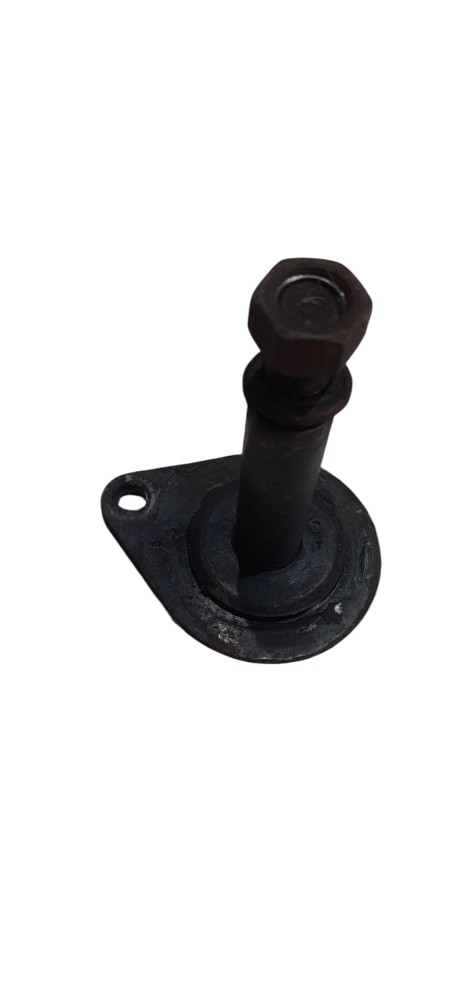 Parafuso regulagem eixo traseiro Kia Besta 2.2  Diesel 1997 3