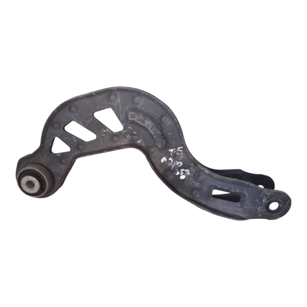 Braço curvo suspensão traseira esquerda A200 2012 a 2017