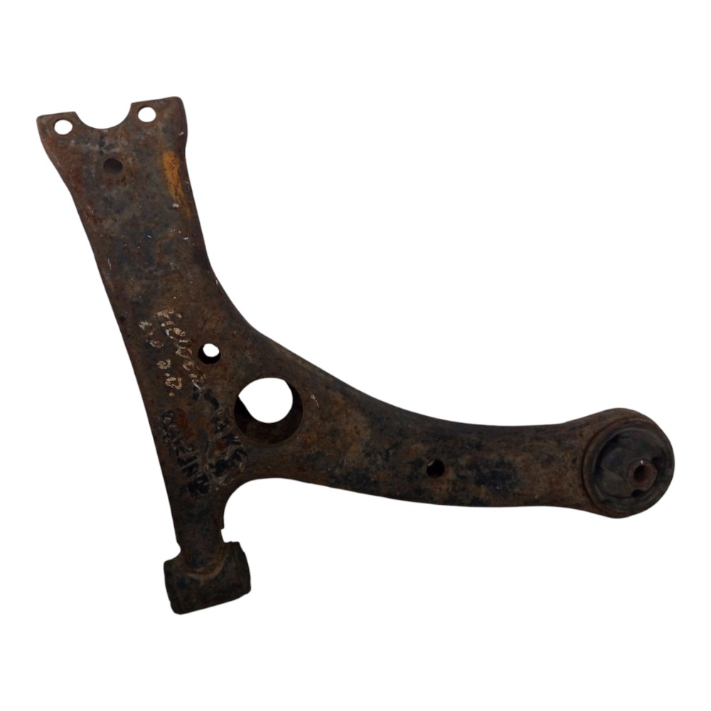 Bandeja Balança Dianteira Direita Toyota Fielder 2004 A 2008