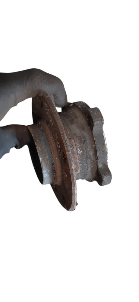 Cubo Roda Dianteiro Direito Bmw 118i 120i N46 2006 A 2012