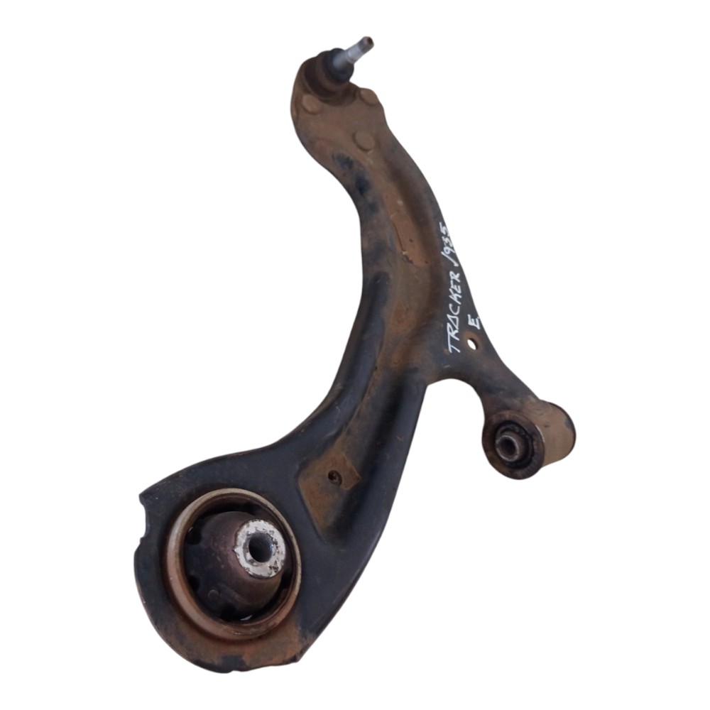 Bandeja Balança Dianteira Esquerda Gm Tracker 2020 A 2025