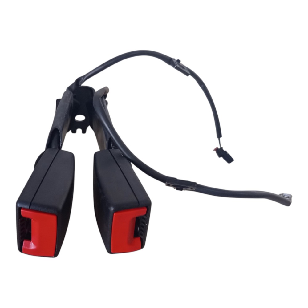 Engate cinto traseiro central GM Tracker 2020 2021 a 2025