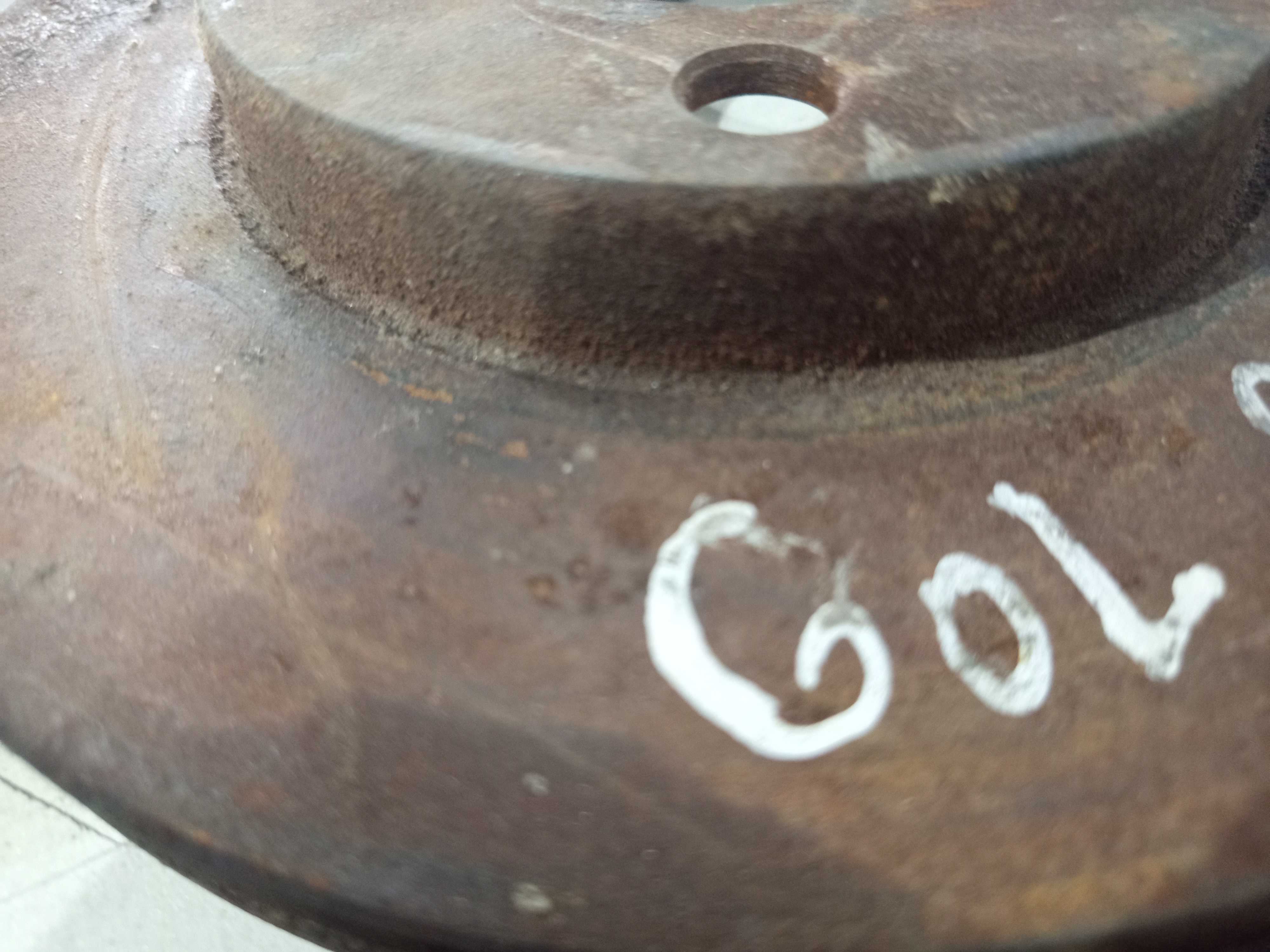 Disco freio dianteiro direito Volkswagen Gol G3 1999 a 2005 6