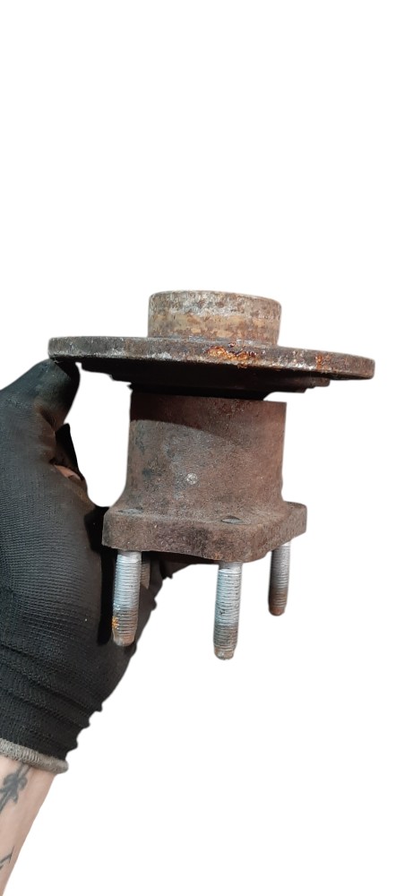 Cubo Roda Traseira Esquerda Chevrolet Vectra 2006 A 2011