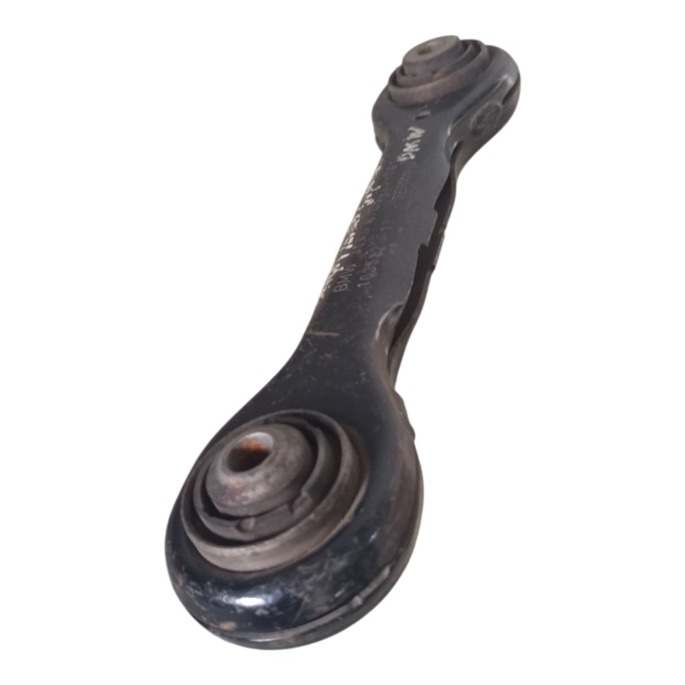 Braço suspensão traseiro direito BMW 320i 2006 a 2014