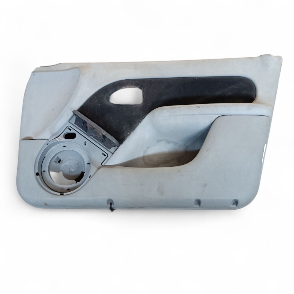 Forro porta dianteira direita Renault Clio 2015 c/detalhe