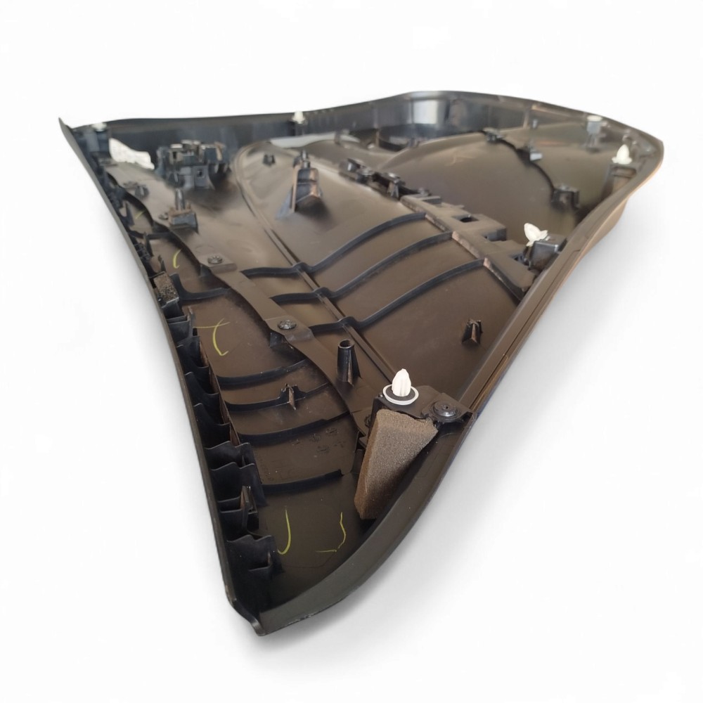 Forro Da Porta Traseira Direita Toyota Yaris C/ Detalhe 4