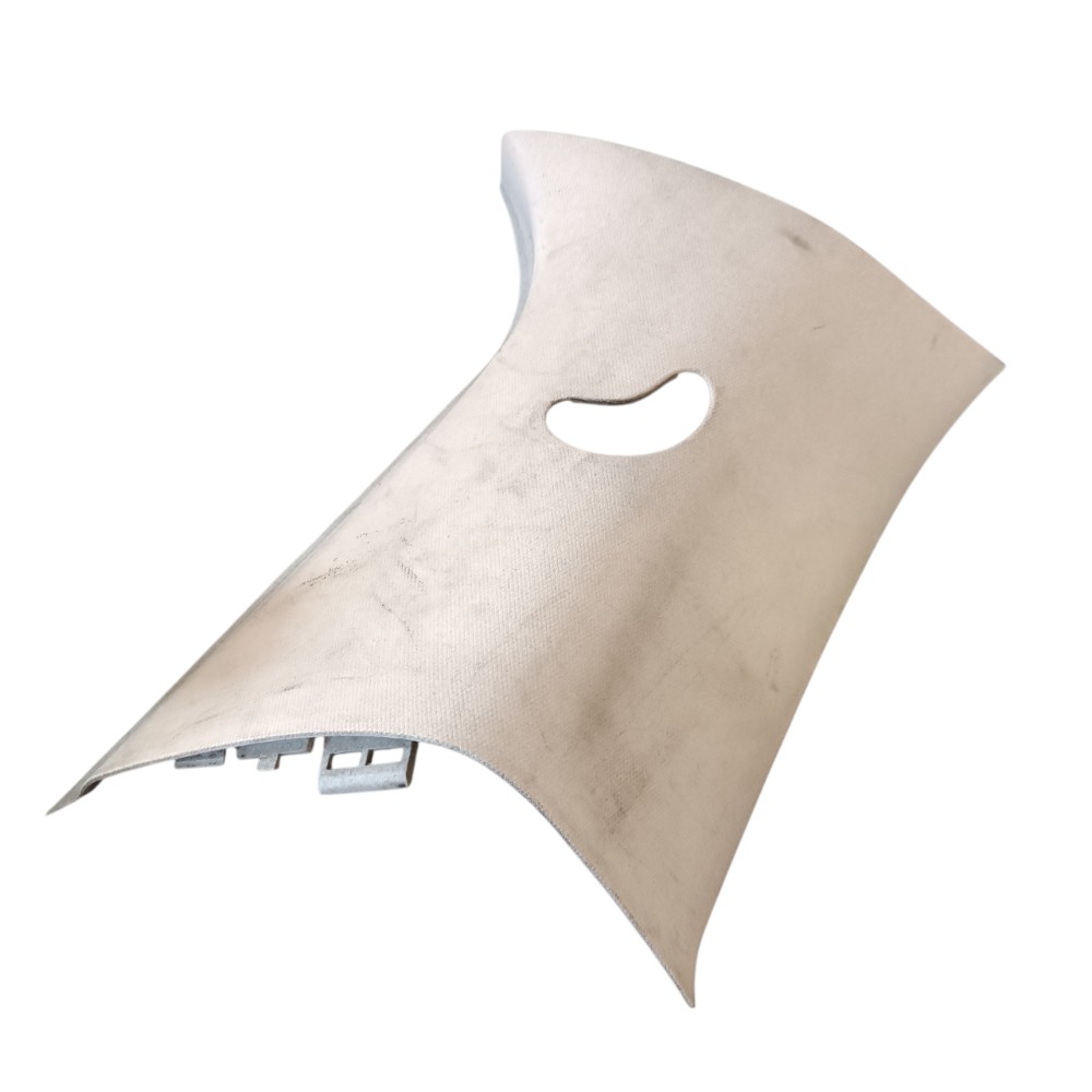 Acabamento Coluna Traseira Esquerda Fiat Stilo 2003 A 2010