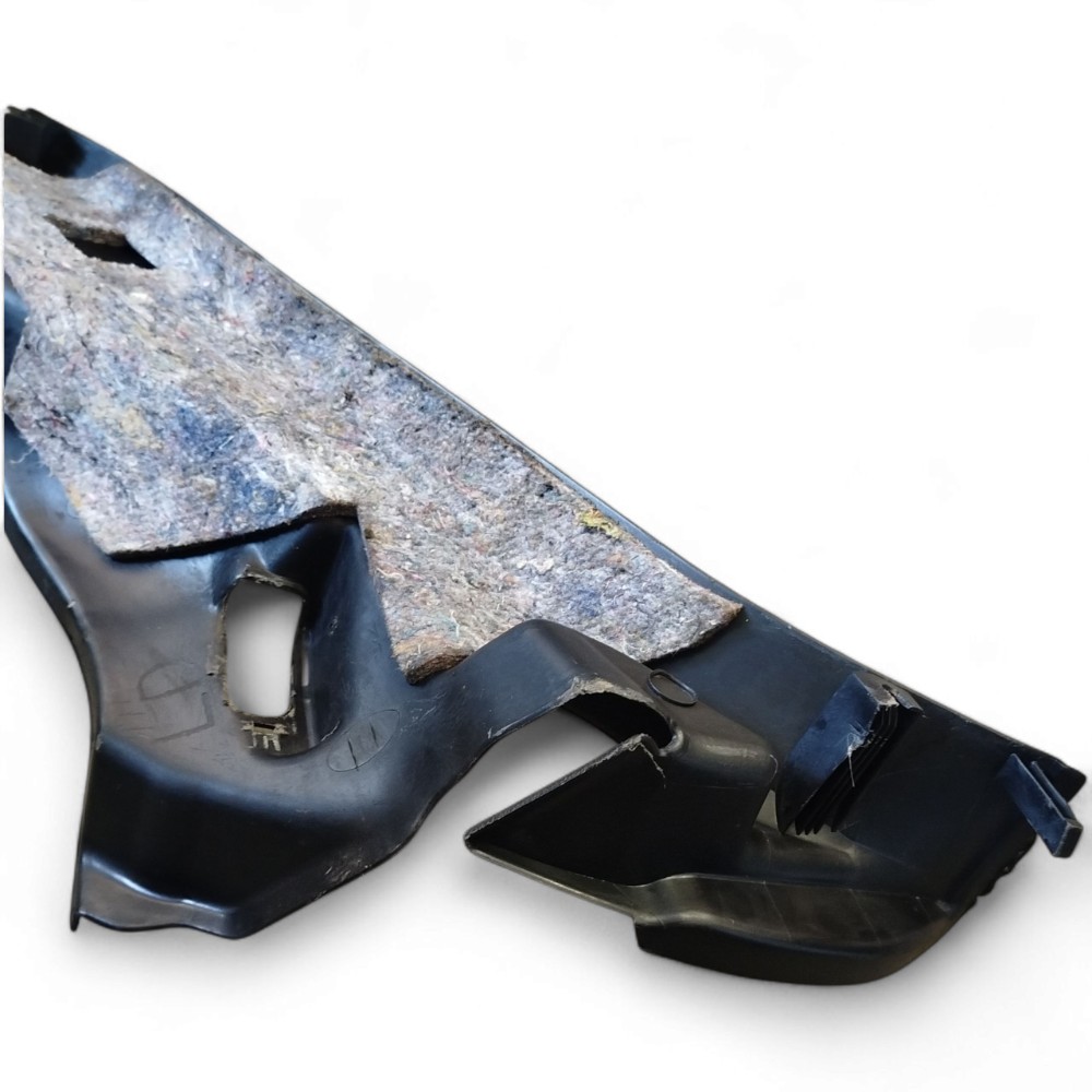 Moldura Lateral Banco Traseiro Gm Astra Sedan 2004 2005 Preto 7