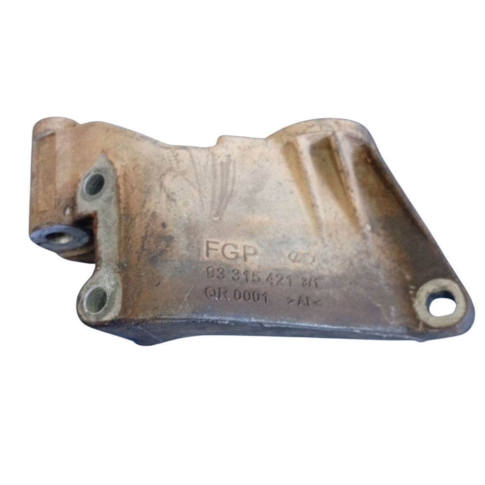 Suporte alternador 1.8 gm corsa meriva montana 2003 a 2012