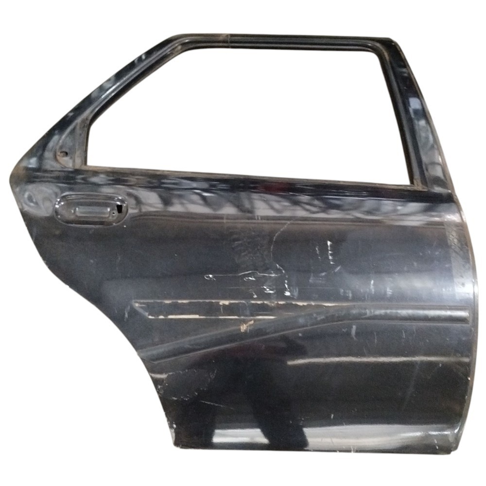 Porta Traseira Direita Fors Fiesta 1997 Com Detalhes Traseira Direito