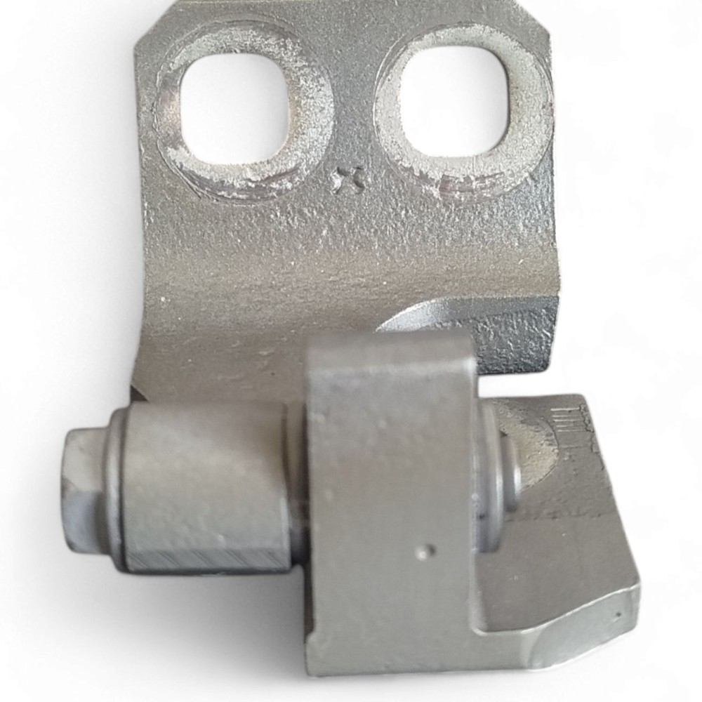 Dobradiça Porta Dianteira Esquerda Fiat Toro 2018 2019