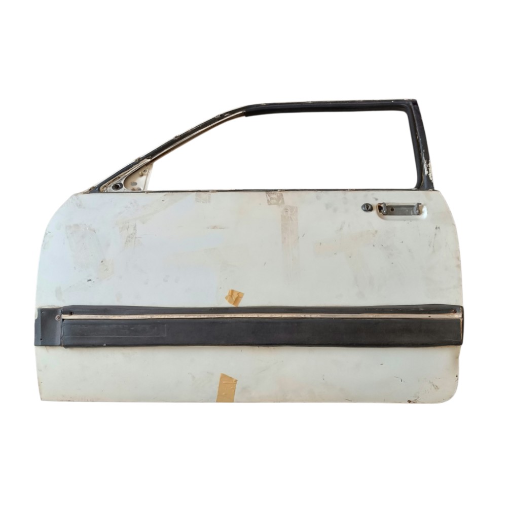 Porta Dianteira Esquerda Gm Monza 2p C/detalhe Dianteira Esquerda