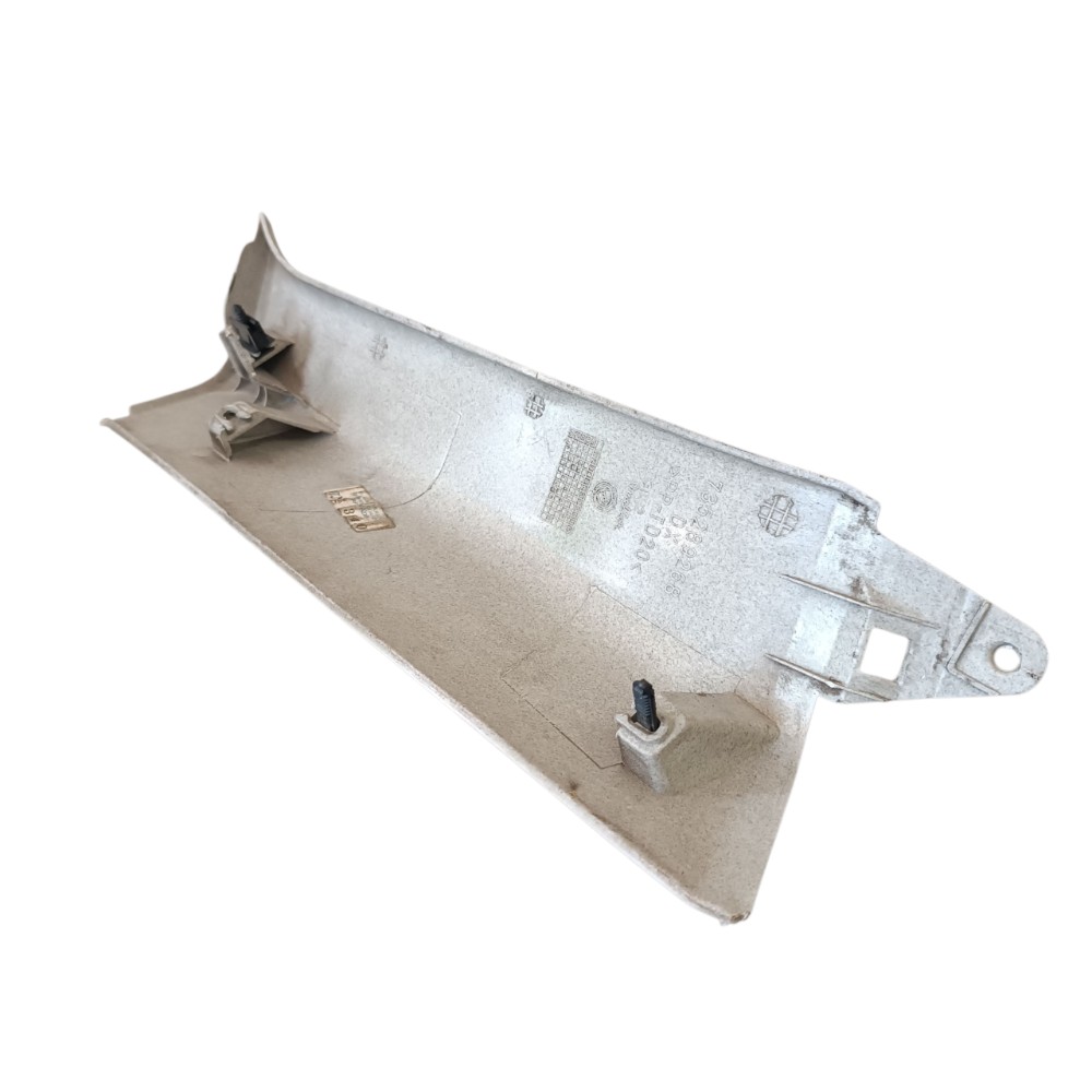 Moldura Coluna Traseira Direita Fiat Stilo 2007 A 2011 4