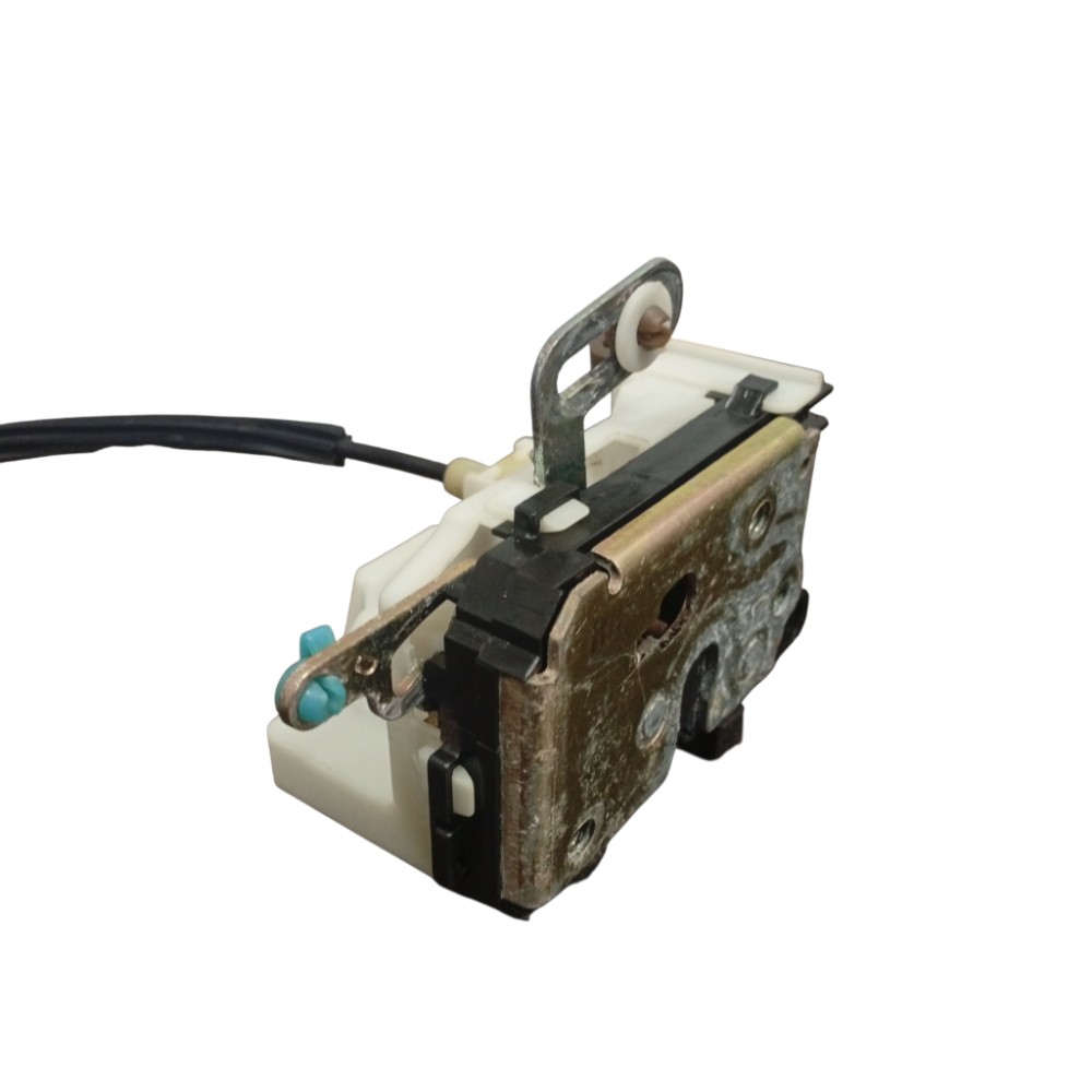 Fechadura Mecânica Porta Dianteira Direita Gm Celta 00 A 16 5