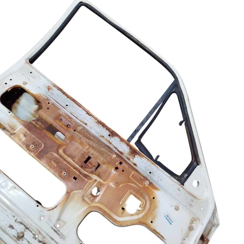 Porta Dianteira Esquerda Vw Gol G1 Com Detalhes Dianteira Esquerda Branca 5