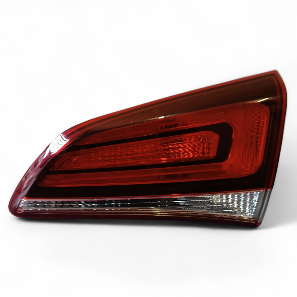 Lanterna Tampa Direito Hyundai Hb20 2012 A 2019 Original