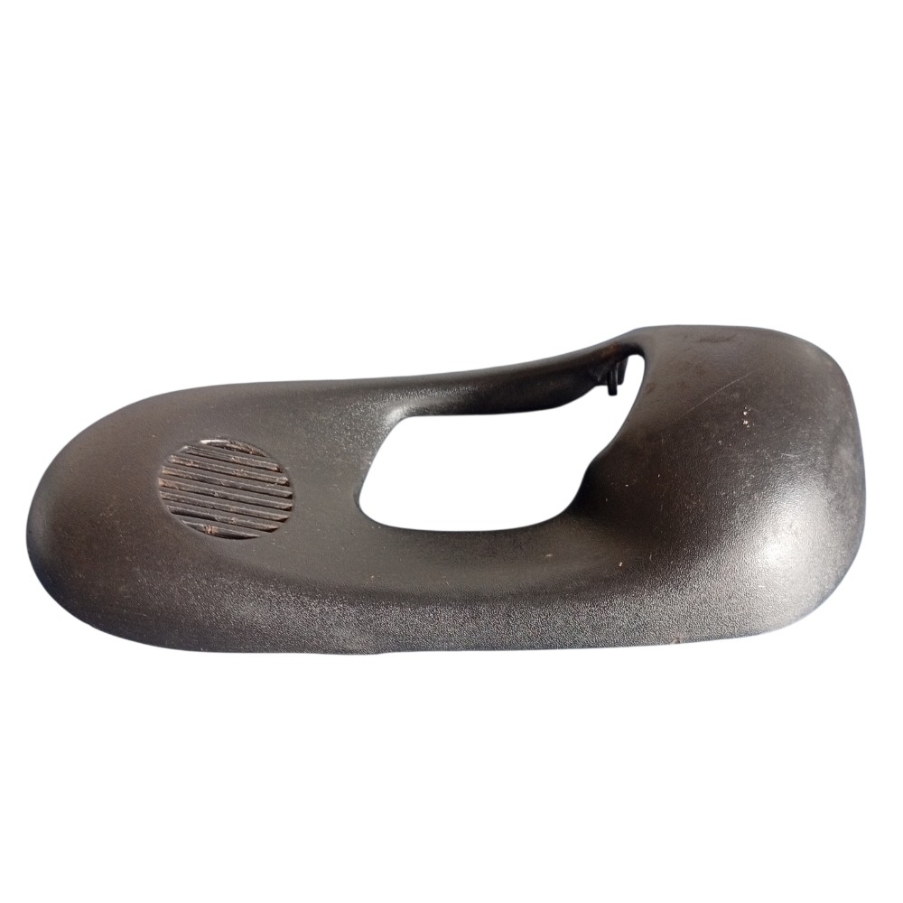 Moldura Maçaneta Interna Dianteiro Esquerda Corsa 1994/2012 Dianteira