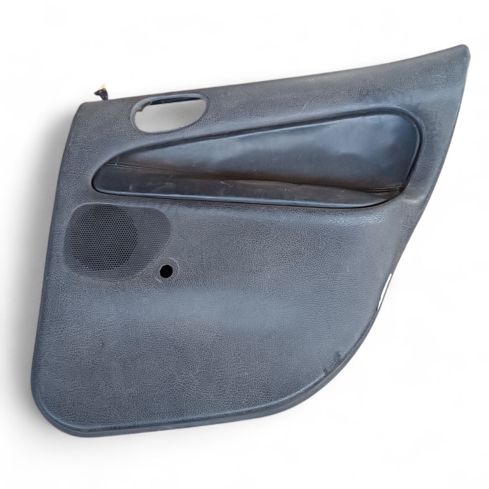 Forro Porta Traseiro Direito Peugeot 206 207 2001 A 2015