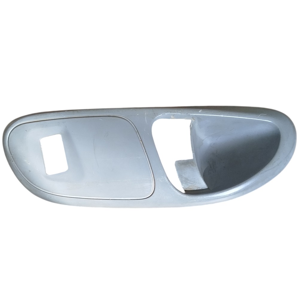 Moldura Maçaneta Traseiro Direito Vw Gol Parati G2 G3